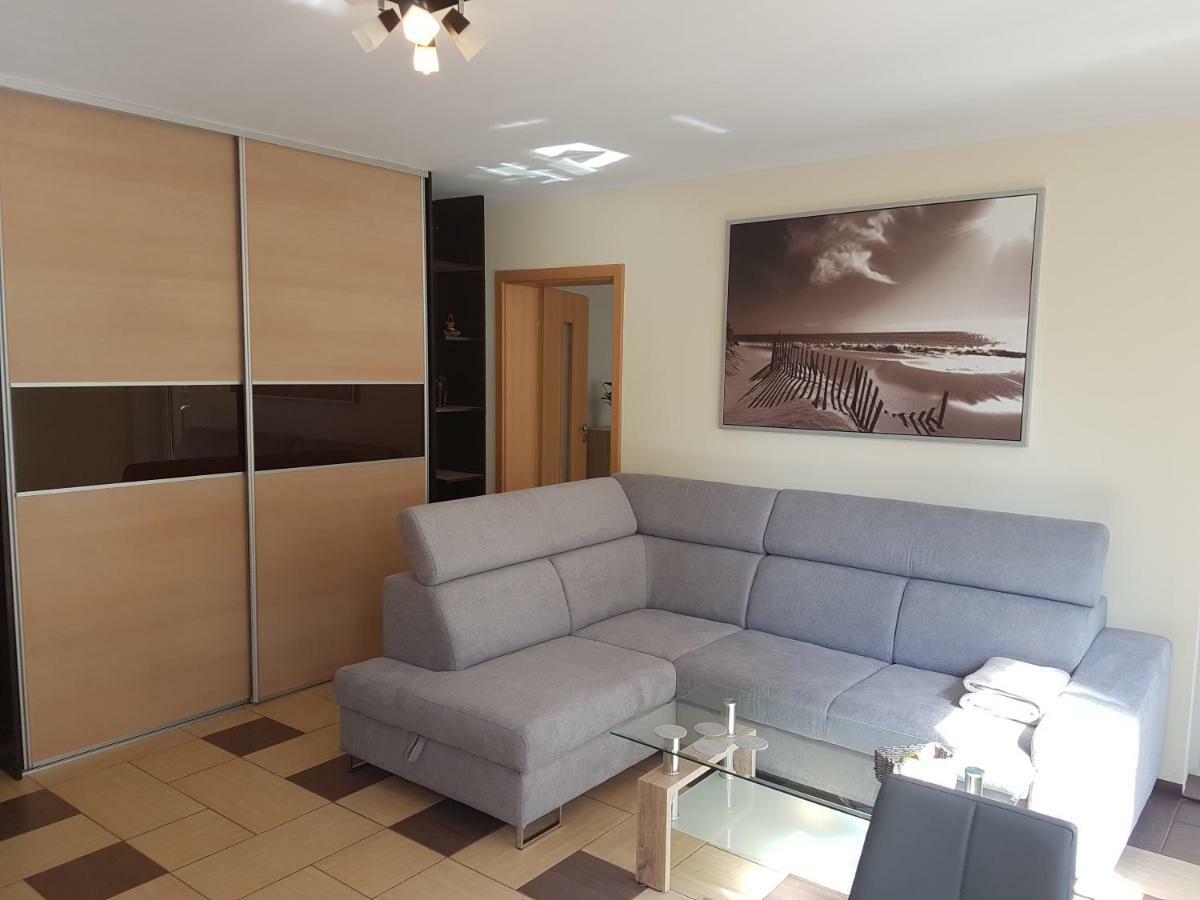 Apartament z ogródkiem Pomerania Kołobrzeg Exterior foto
