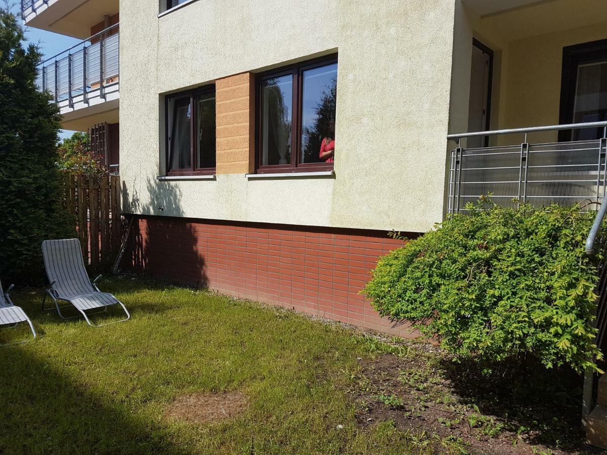 Apartament z ogródkiem Pomerania Kołobrzeg Exterior foto