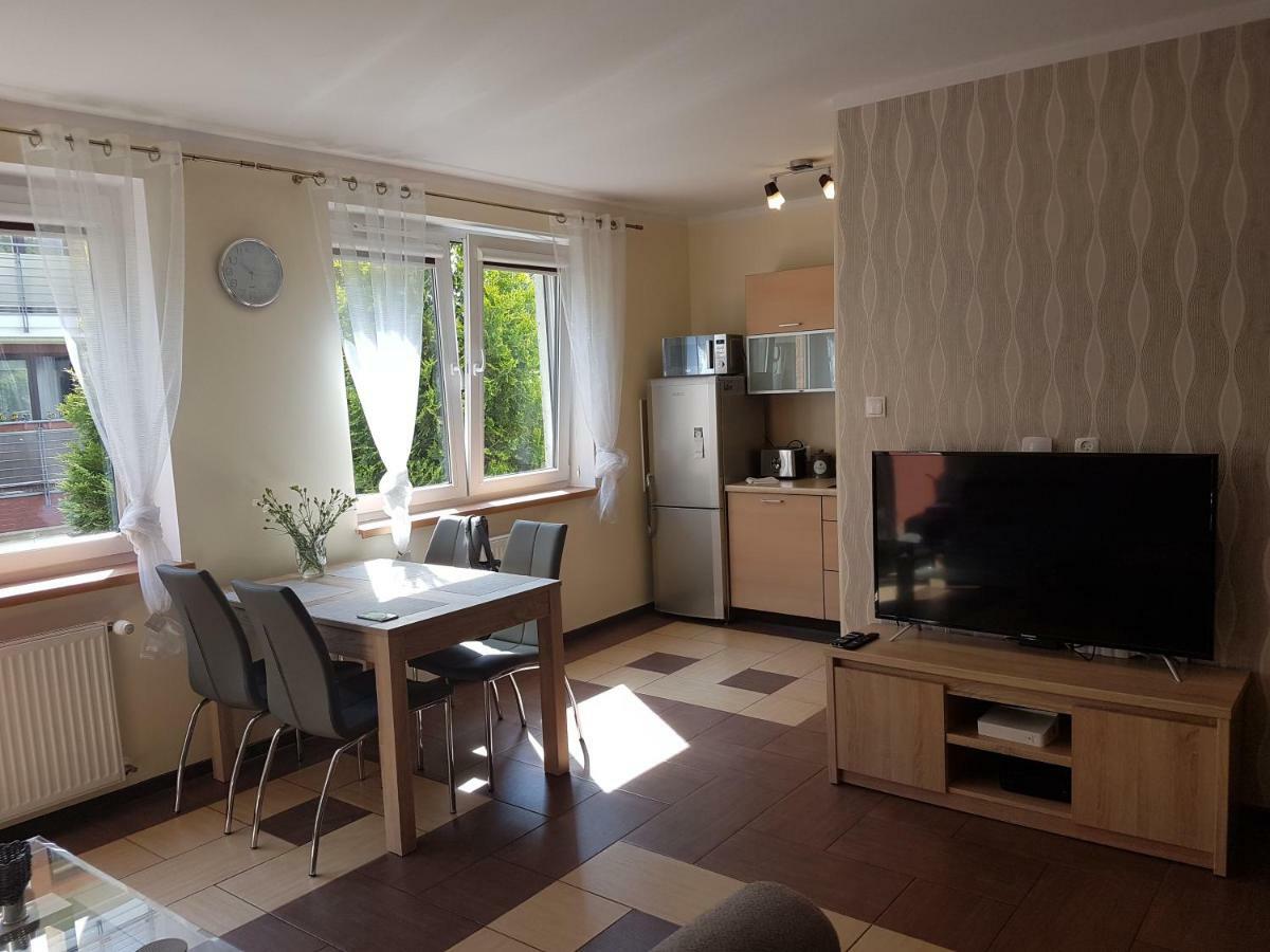 Apartament z ogródkiem Pomerania Kołobrzeg Exterior foto